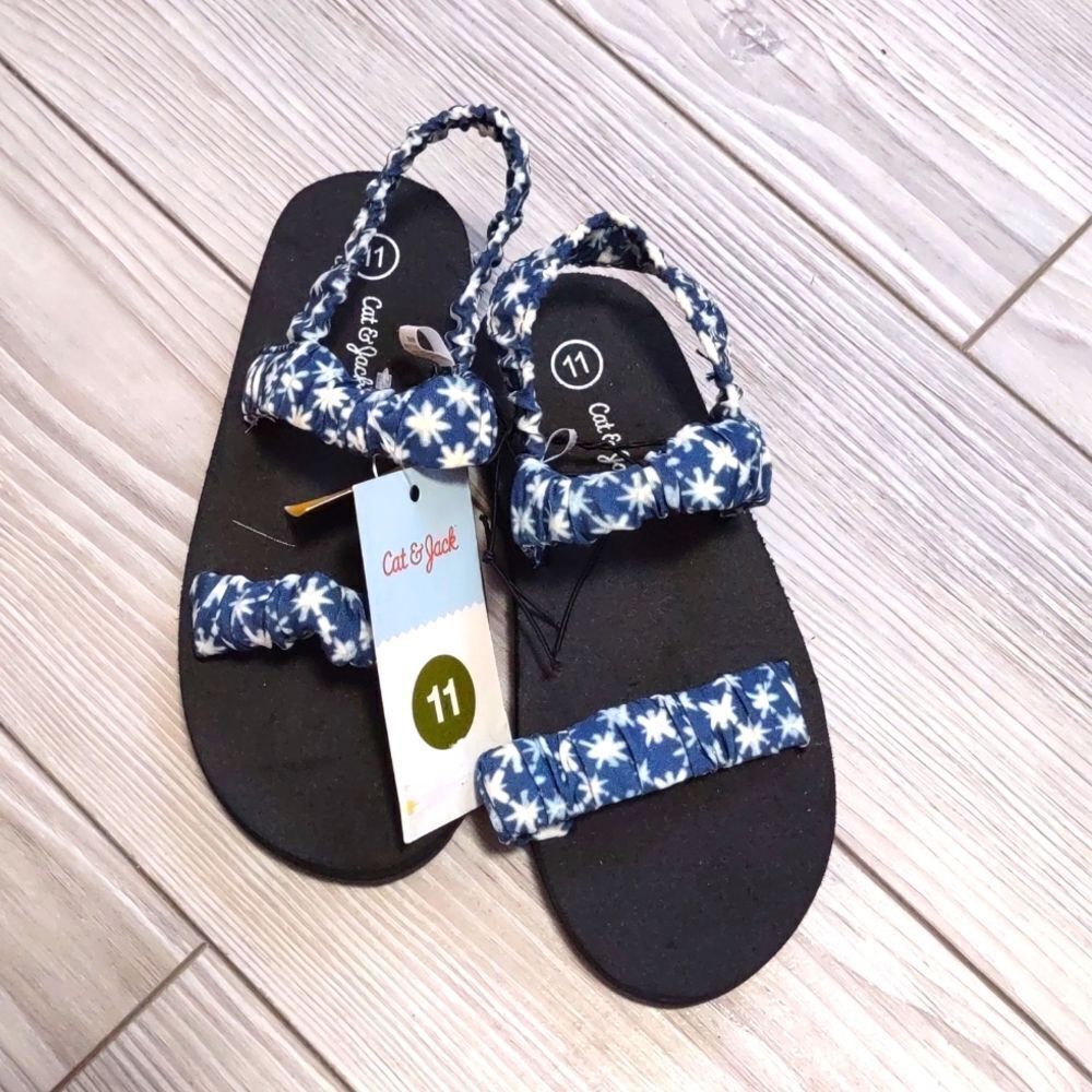 (19-0712) Cat & Jack Blue MIA  Siz 11